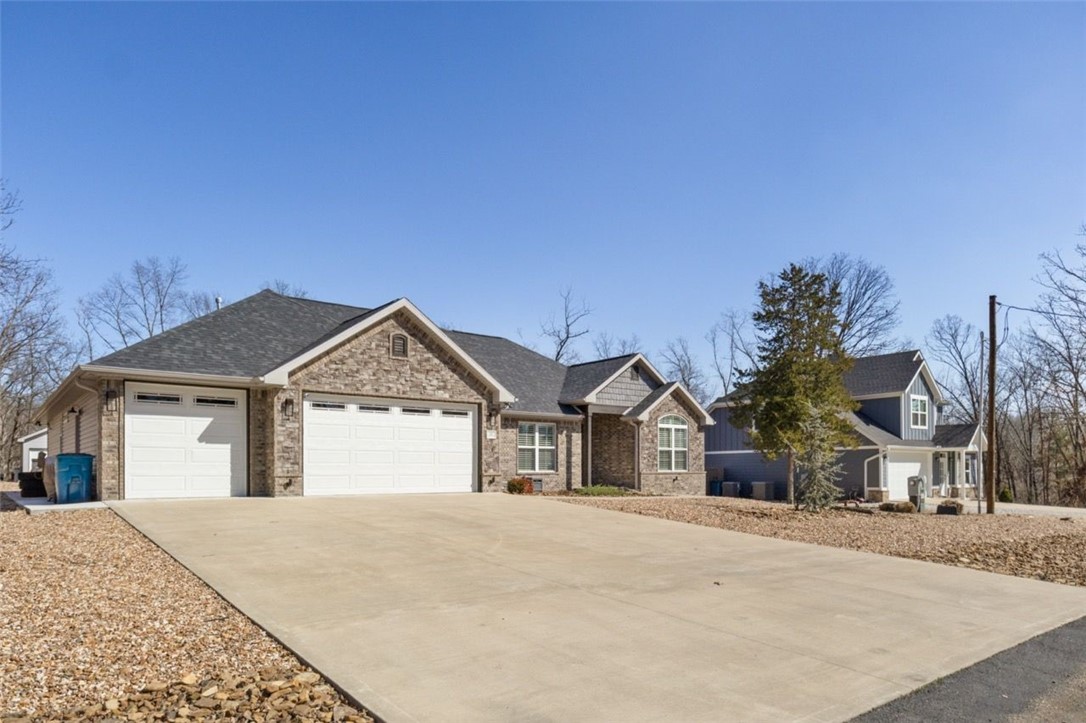 12 Canobie Lane