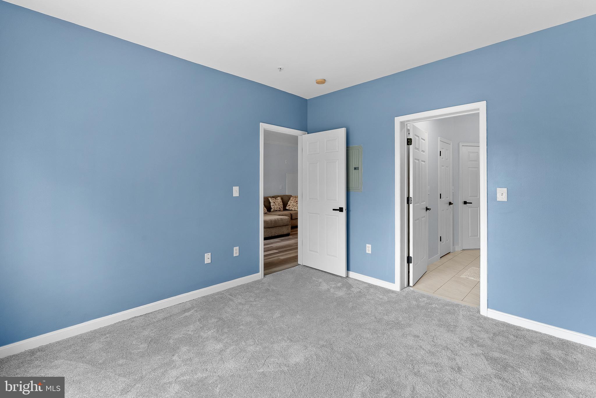 4551 STRUTFIELD LANE 4111