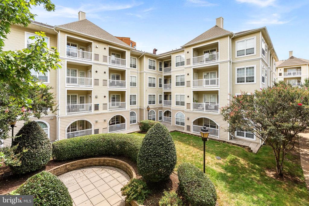 4551 STRUTFIELD LANE 4111