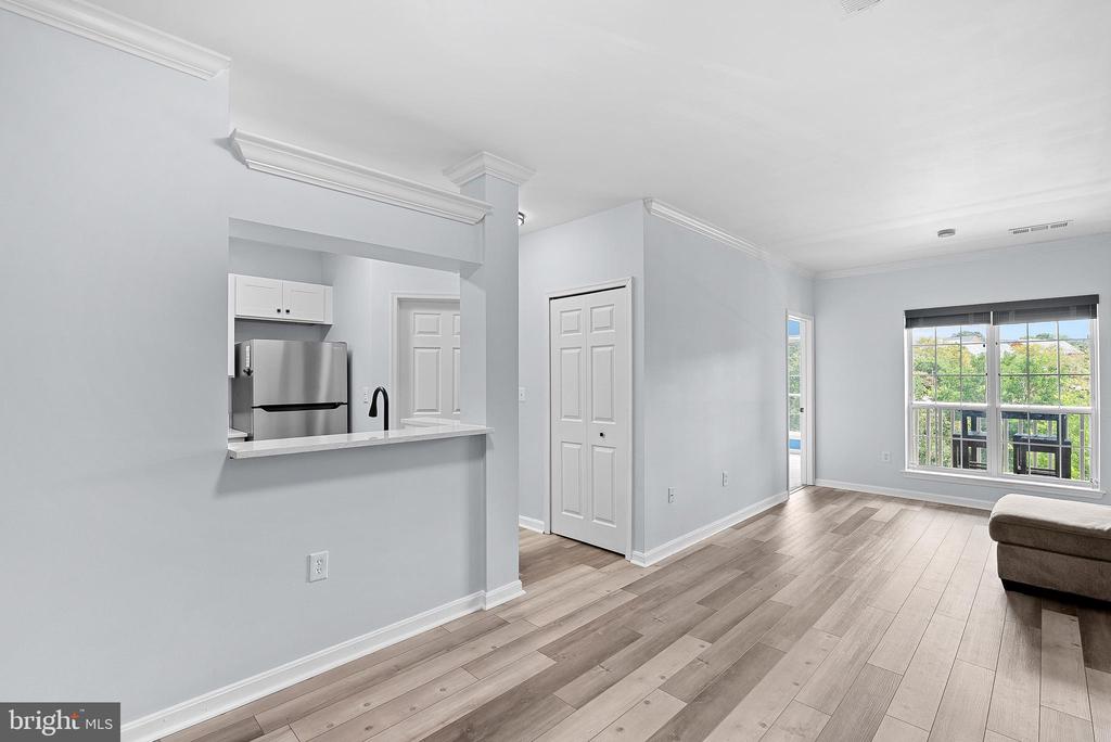 4551 STRUTFIELD LANE 4111