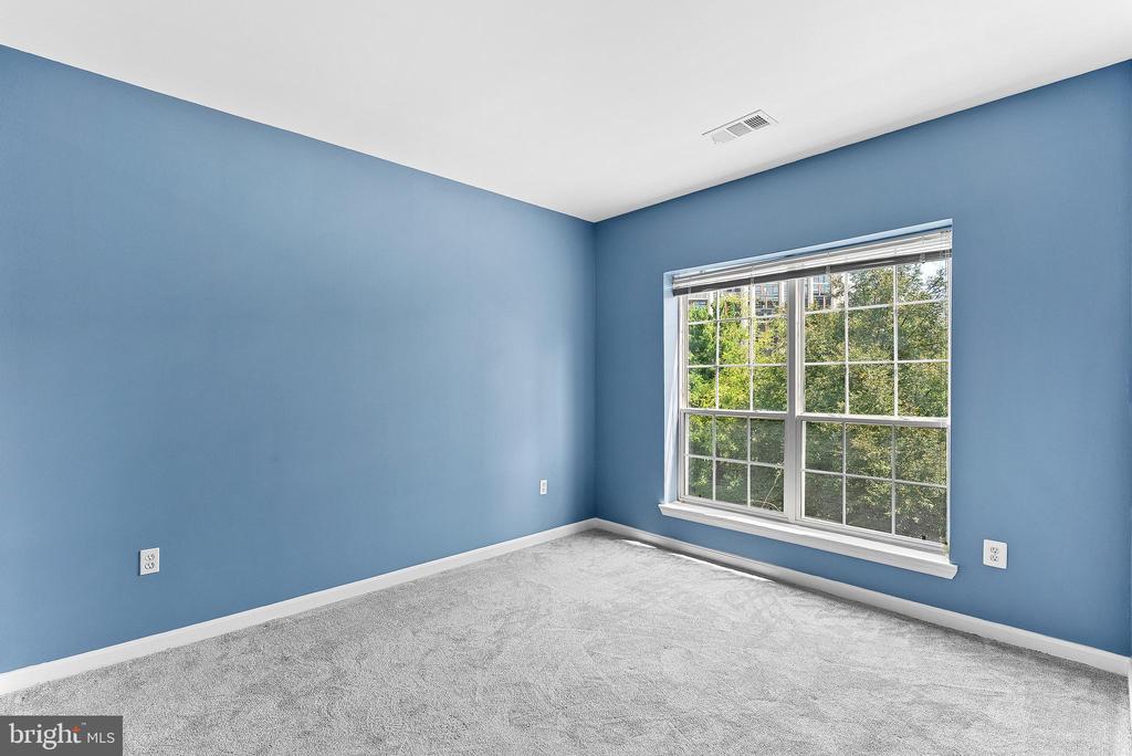 4551 STRUTFIELD LANE 4111