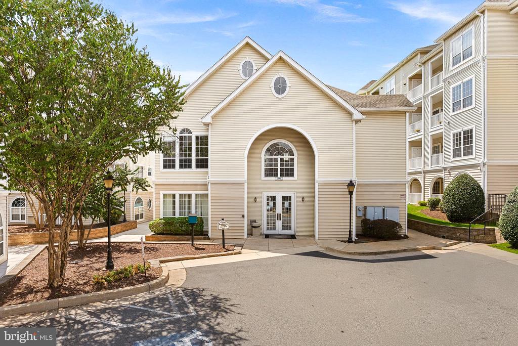 4551 STRUTFIELD LANE 4111