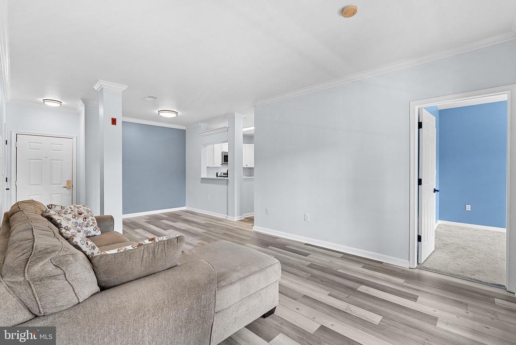 4551 STRUTFIELD LANE 4111