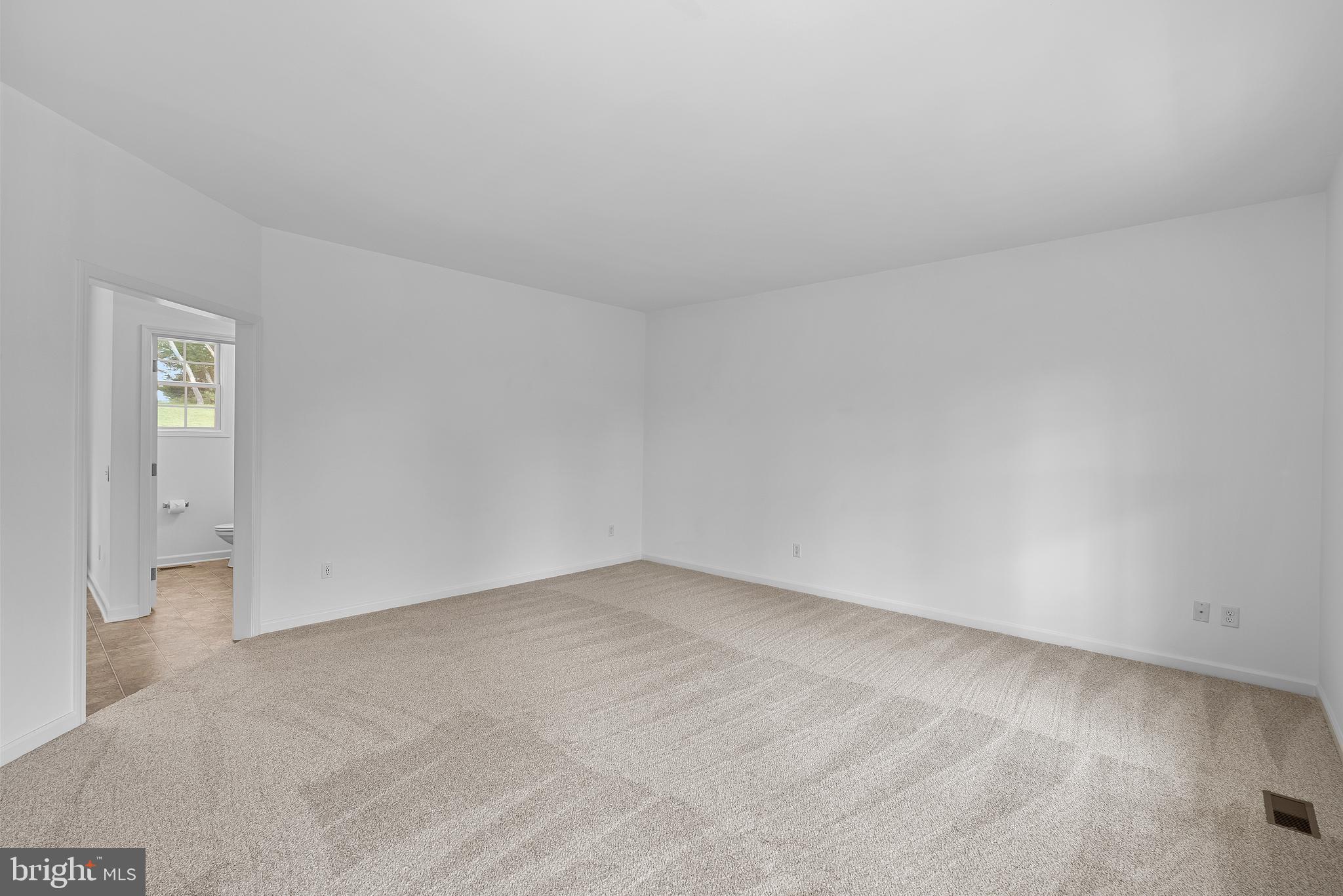 267 Shenandoah River Ln