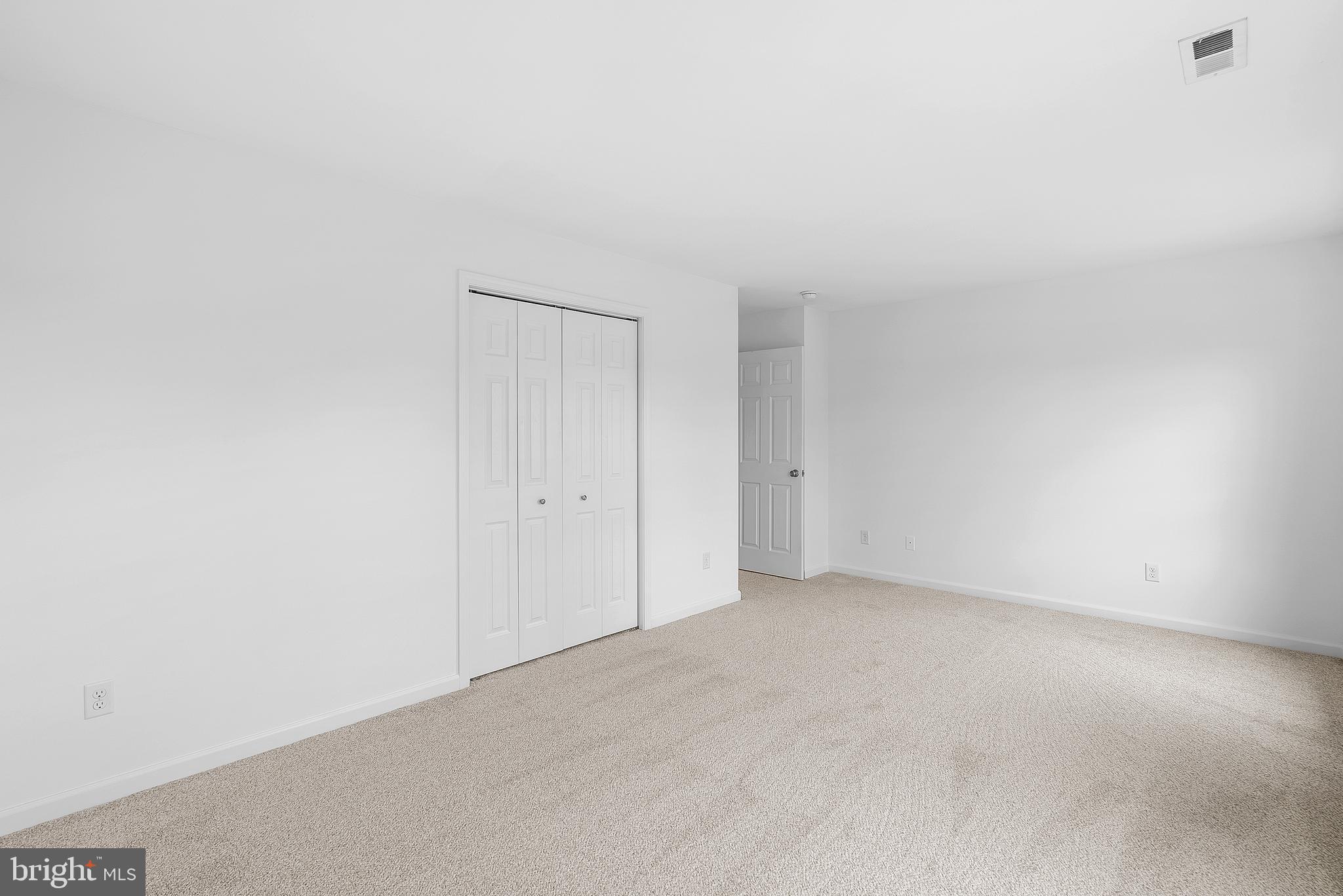 267 Shenandoah River Ln