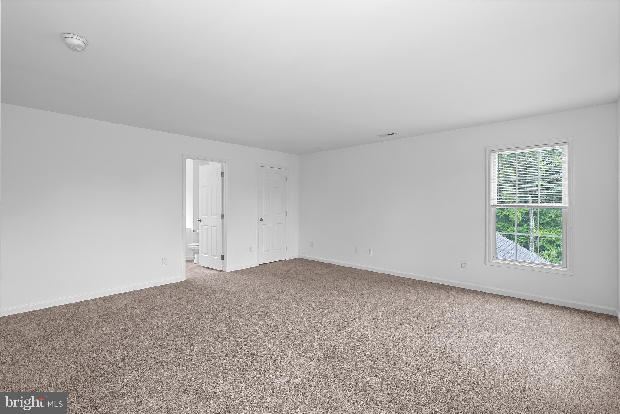 267 Shenandoah River Ln