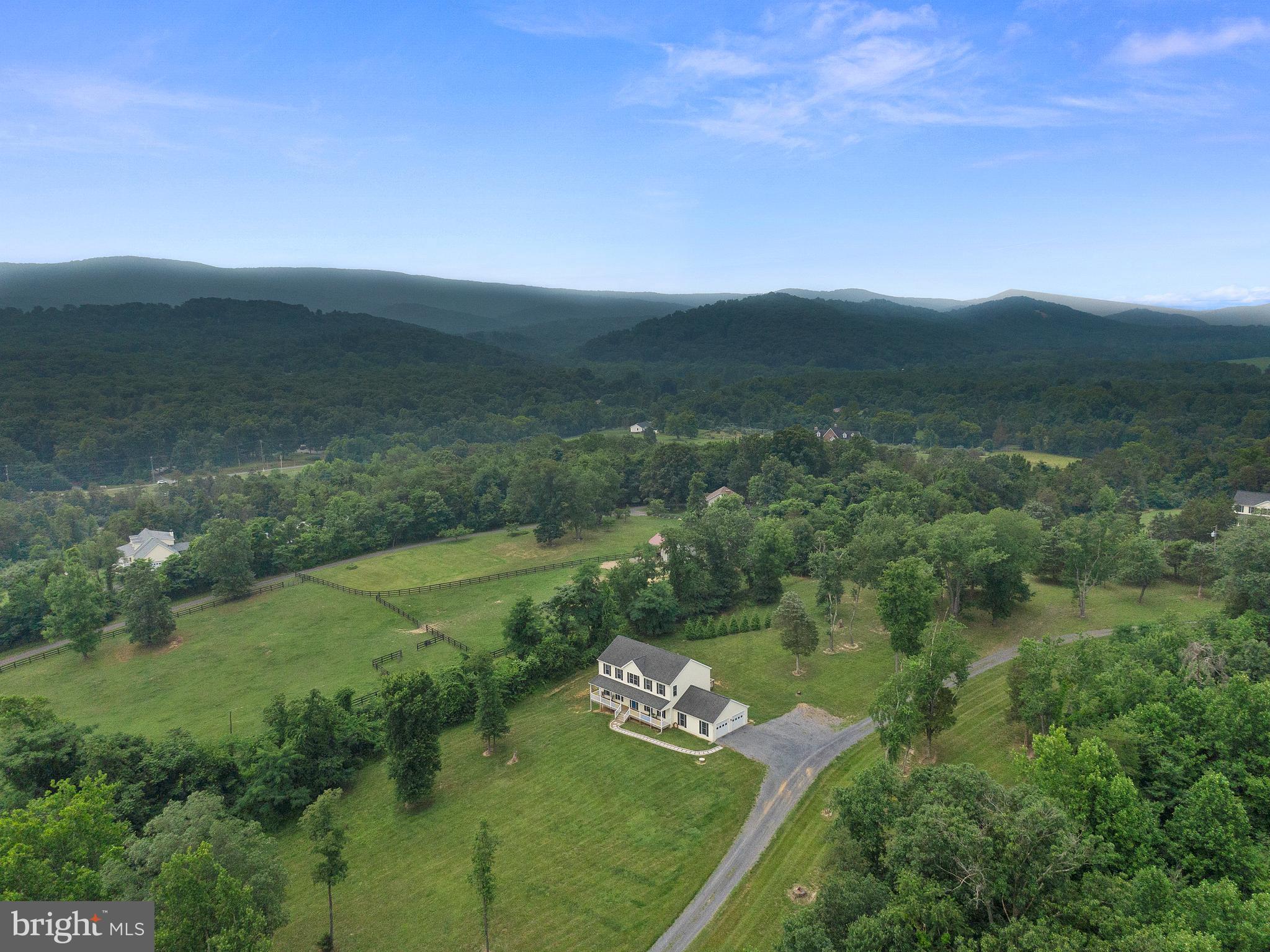 267 Shenandoah River Ln