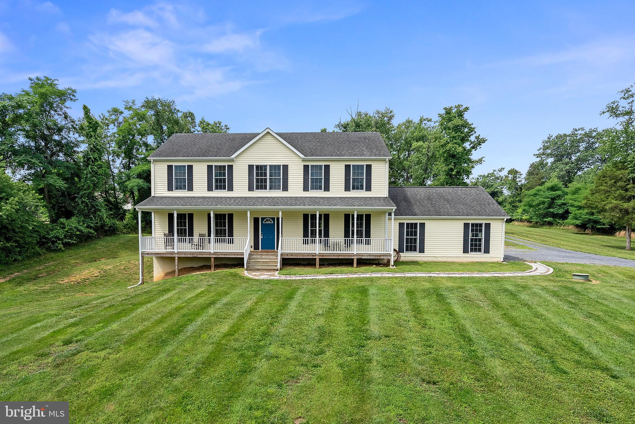 267 Shenandoah River Ln