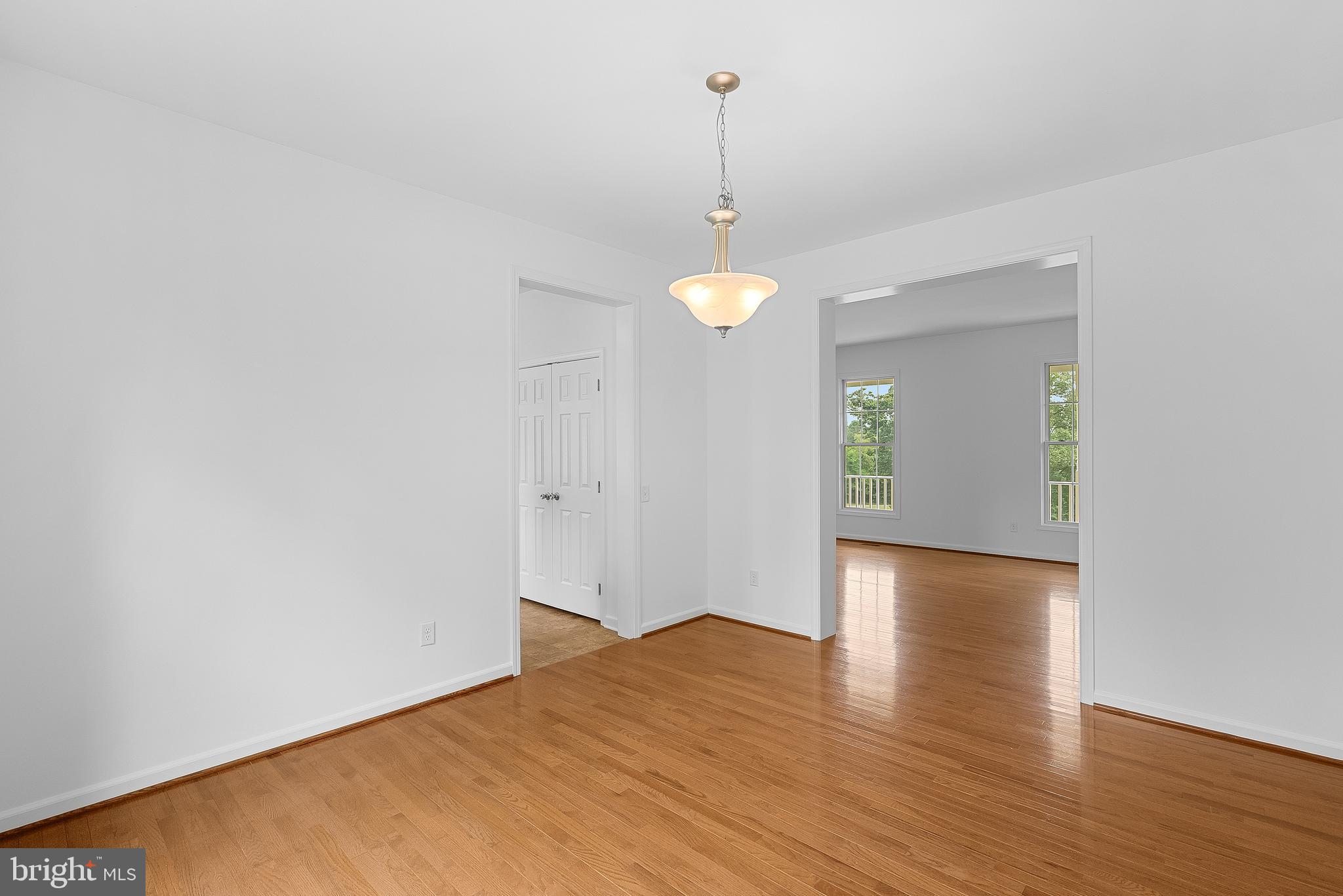 267 Shenandoah River Ln