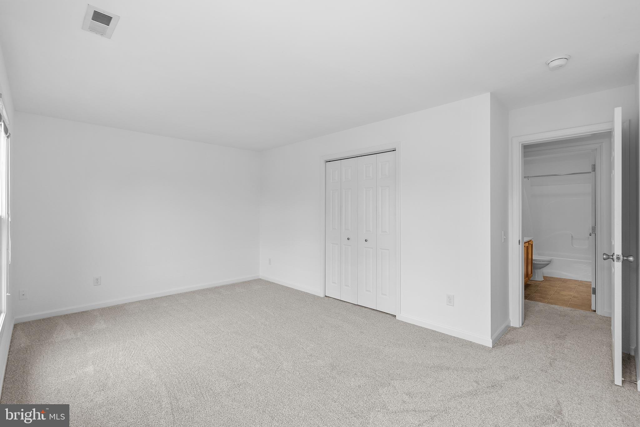 267 Shenandoah River Ln