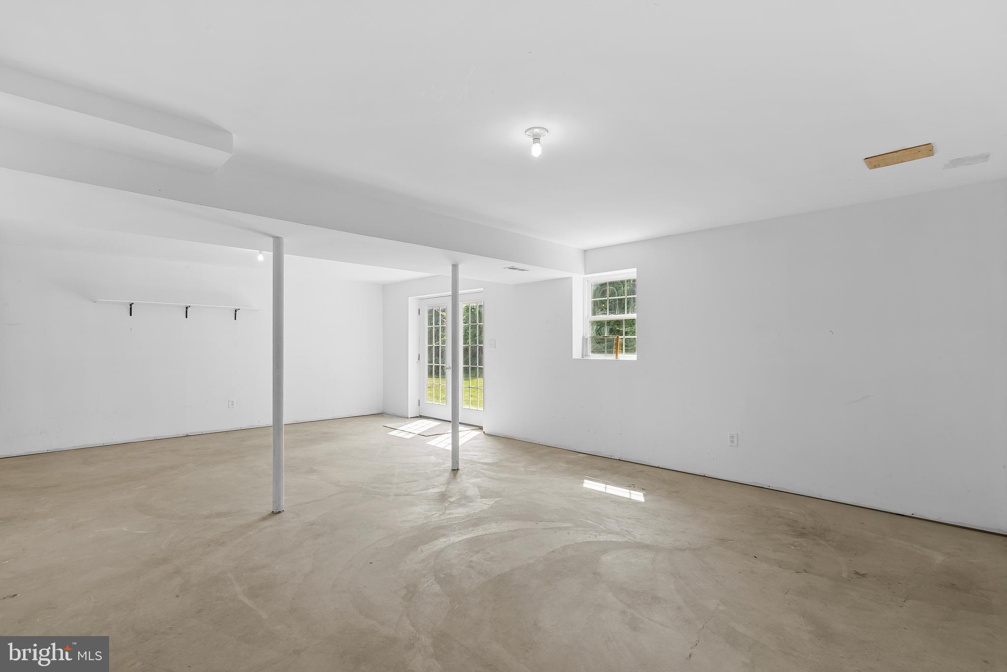 267 Shenandoah River Ln