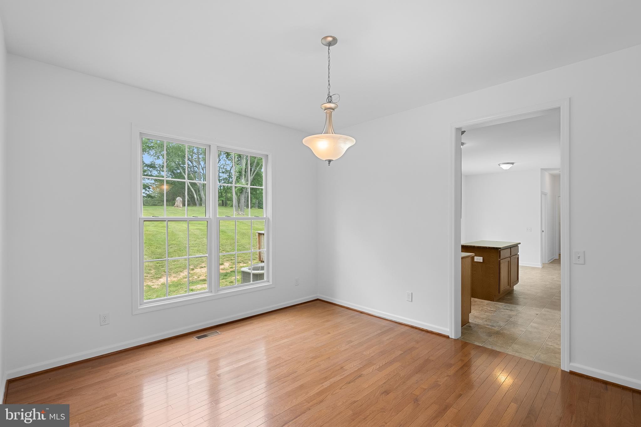 267 Shenandoah River Ln