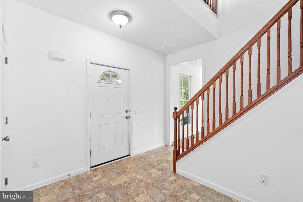 271 SHENANDOAH RIVER LN