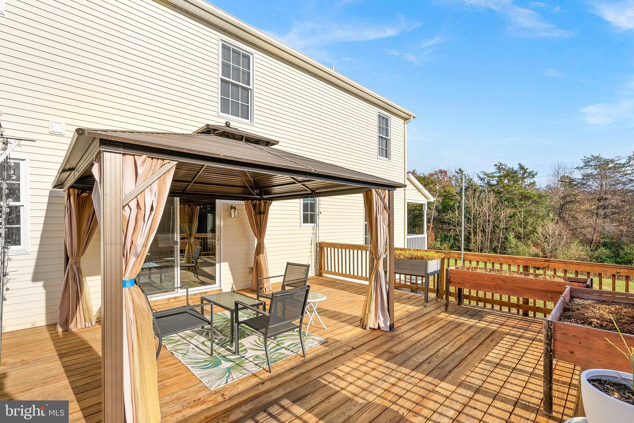 271 SHENANDOAH RIVER LN