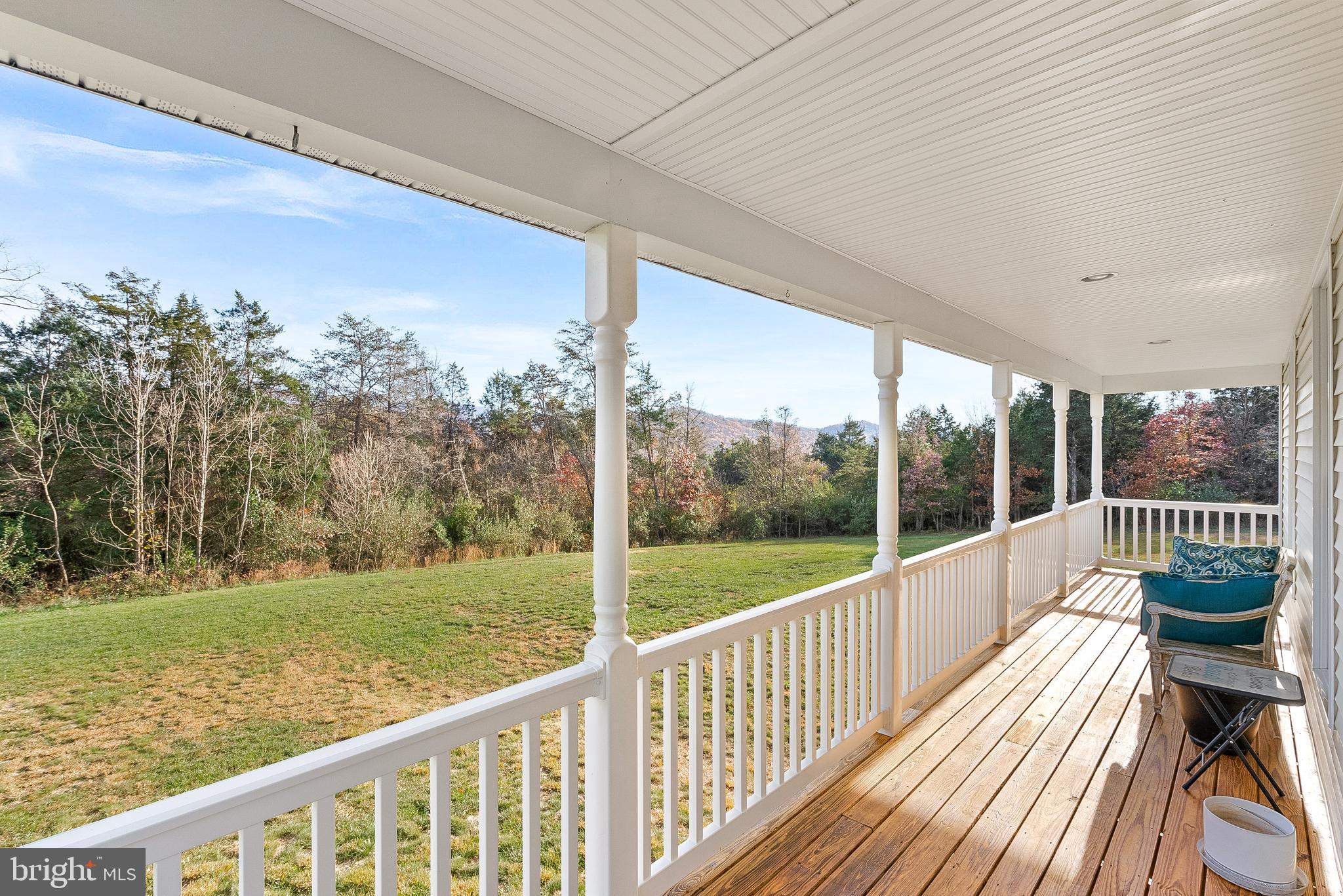 271 SHENANDOAH RIVER LN