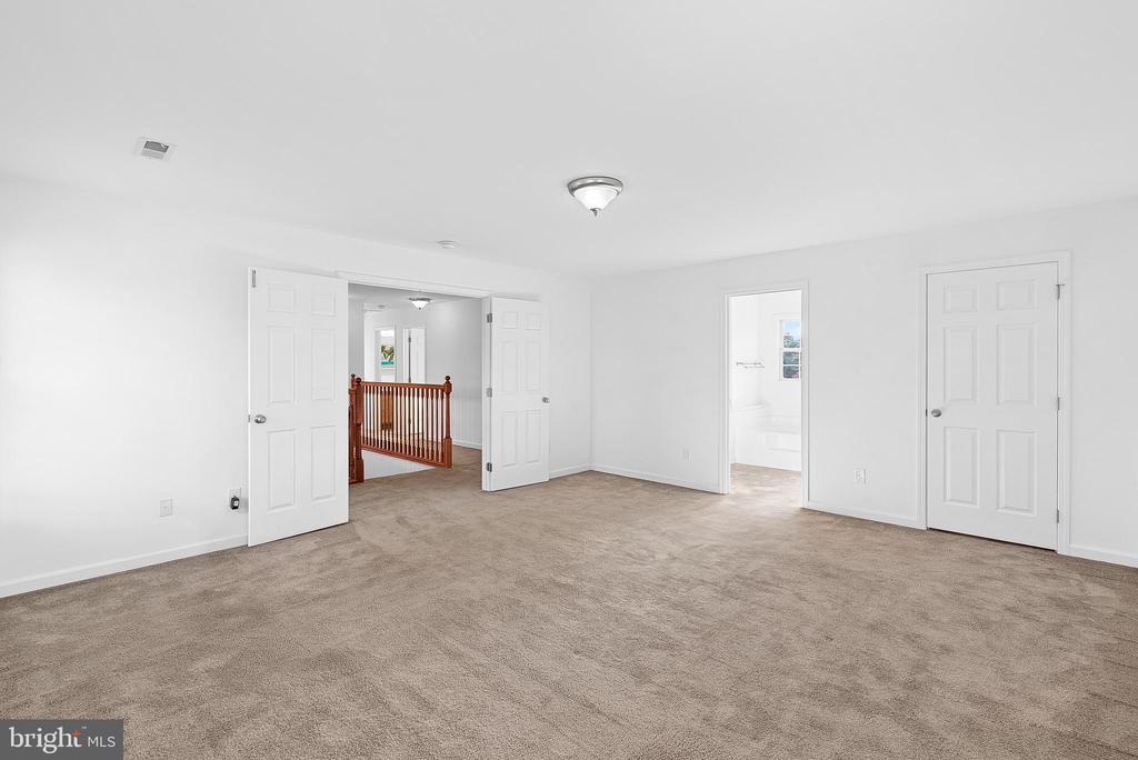 271 SHENANDOAH RIVER LN
