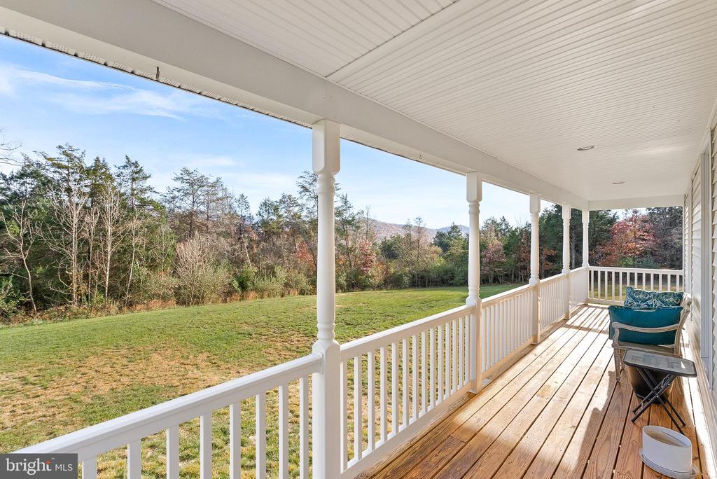 271 SHENANDOAH RIVER LN