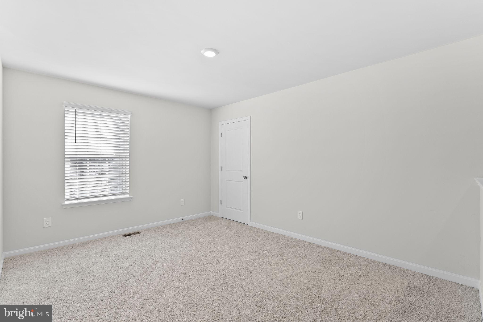 512 Harper Dr