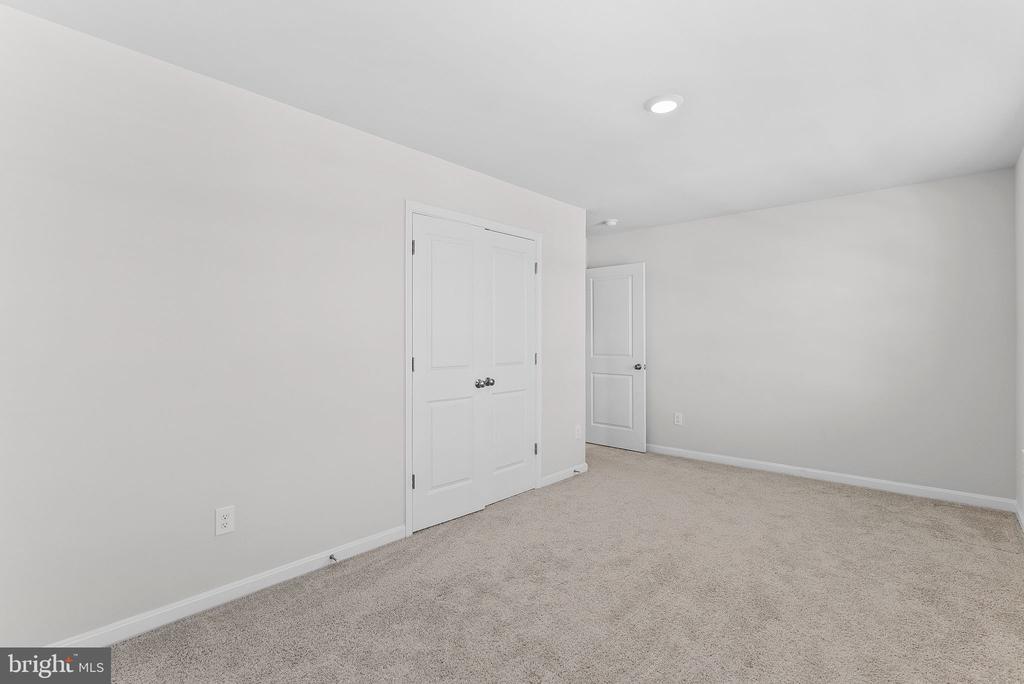 512 Harper Dr