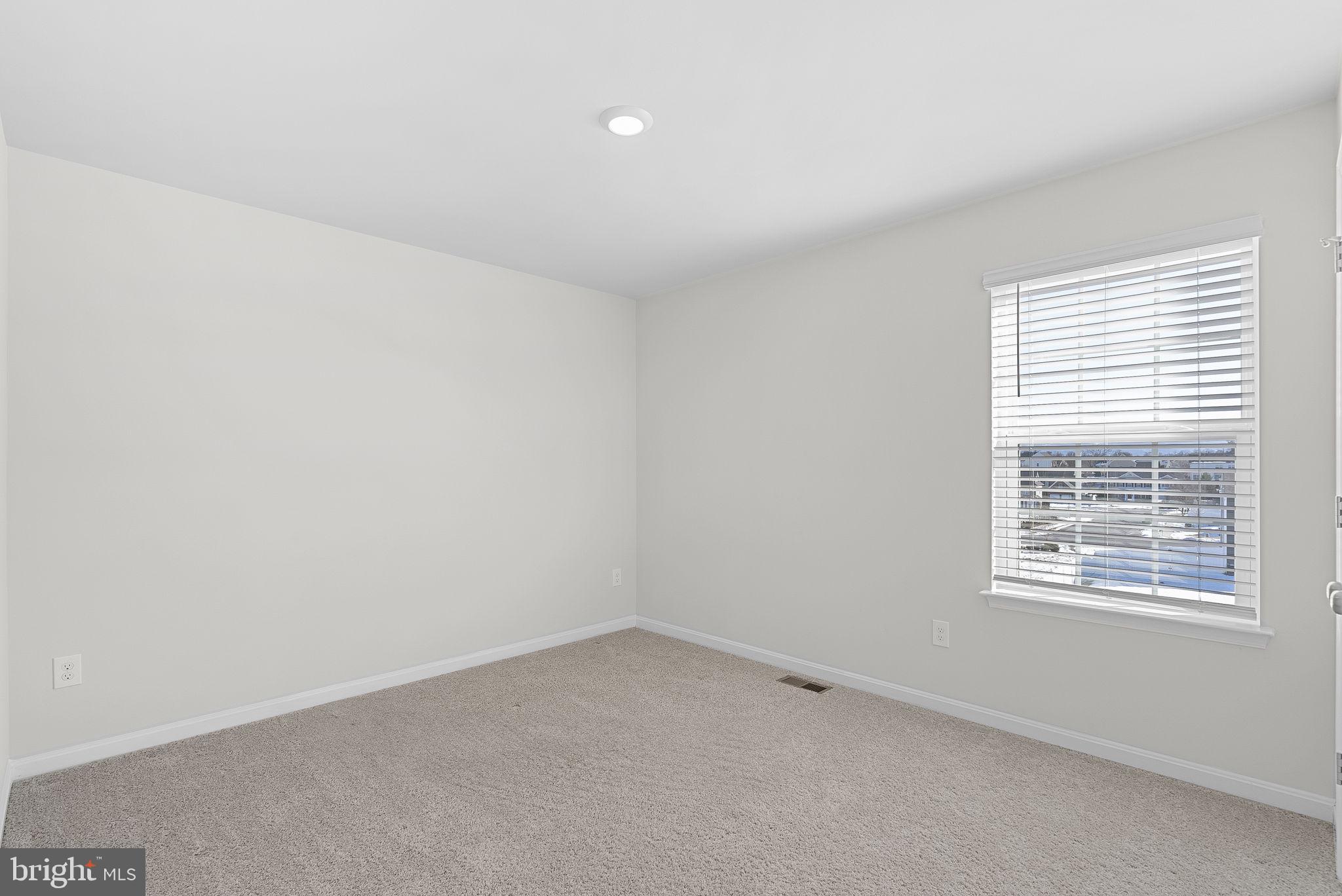 512 Harper Dr