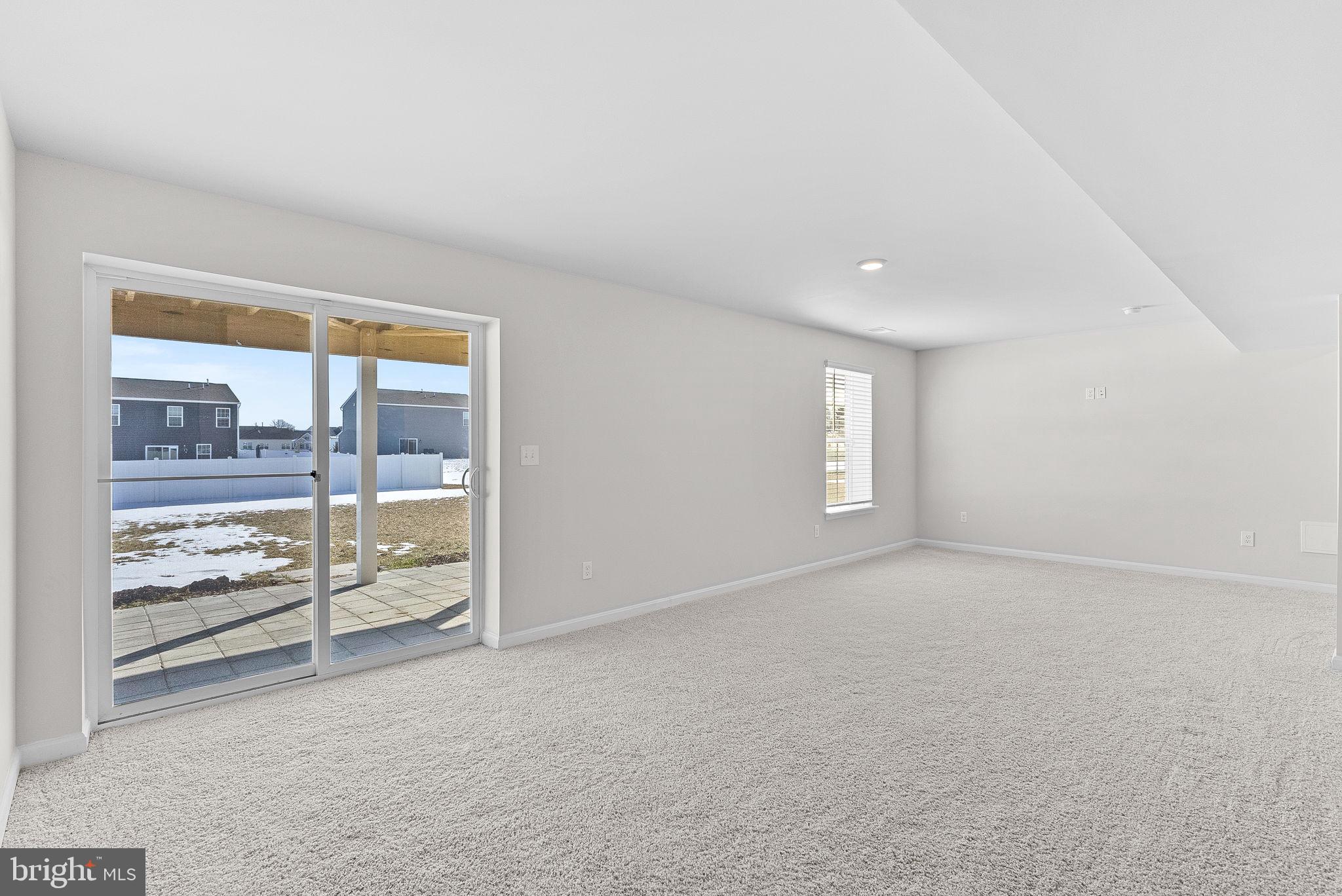 512 Harper Dr