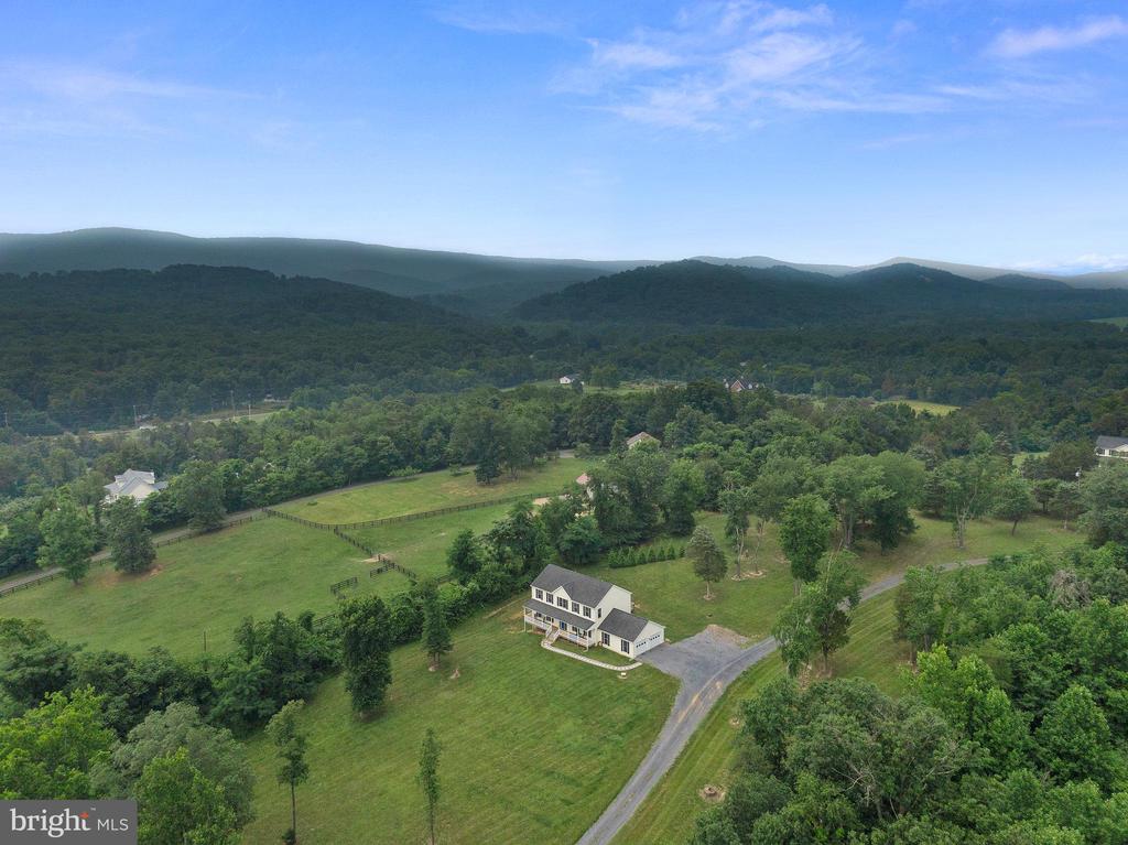 267 SHENANDOAH RIVER LANE