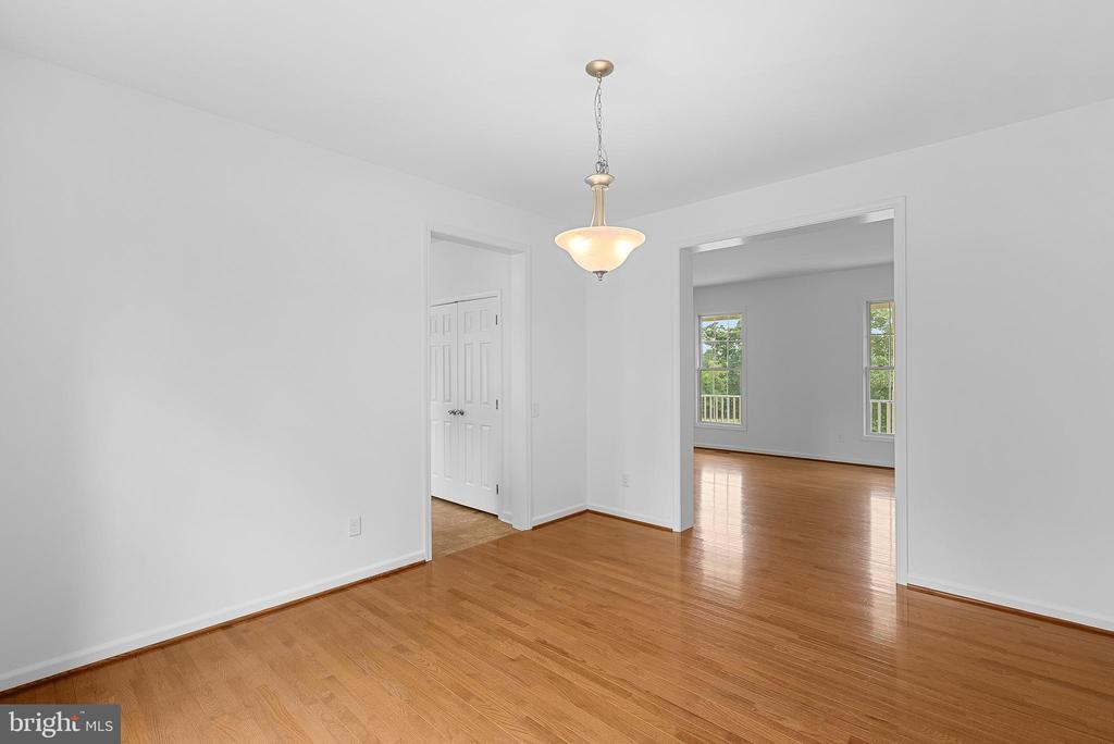 267 SHENANDOAH RIVER LANE