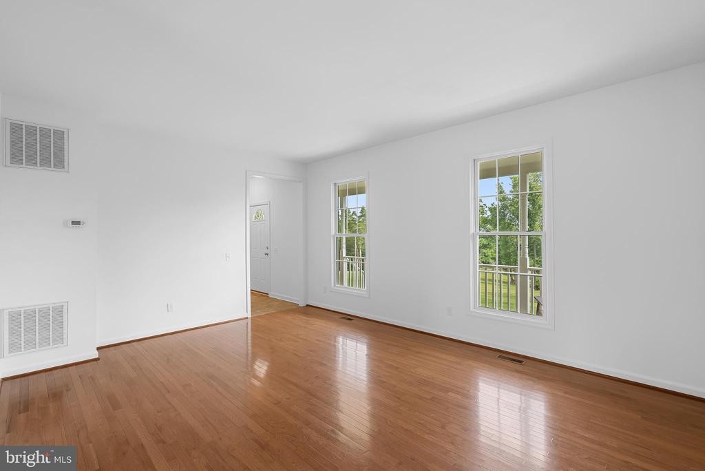 267 SHENANDOAH RIVER LANE