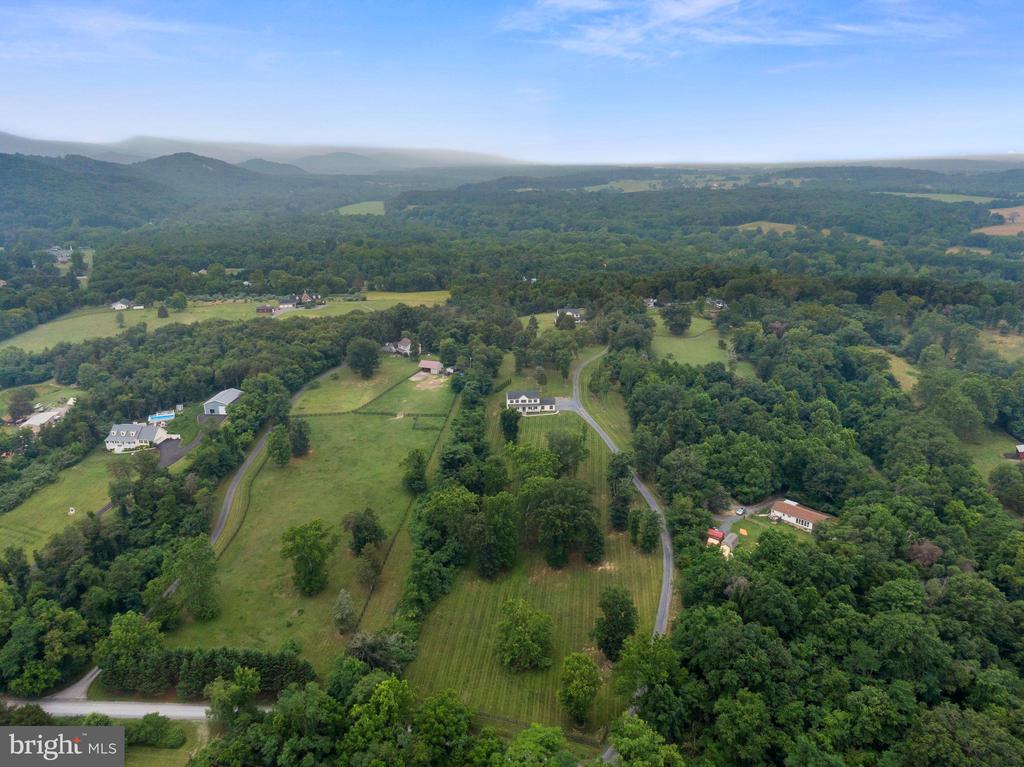 267 SHENANDOAH RIVER LANE