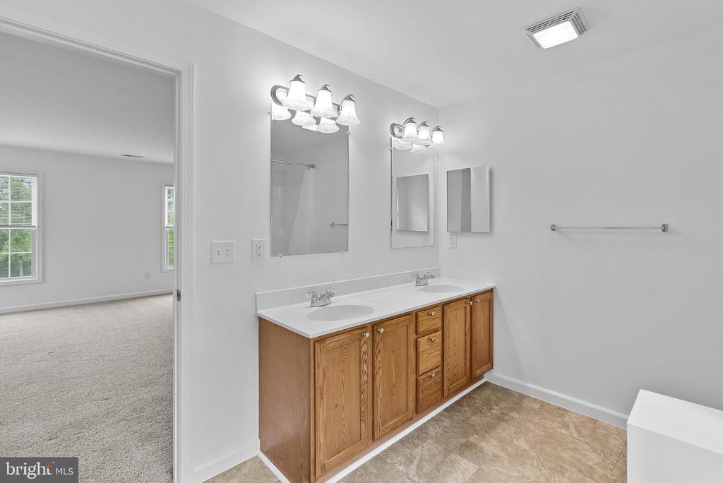 267 SHENANDOAH RIVER LANE