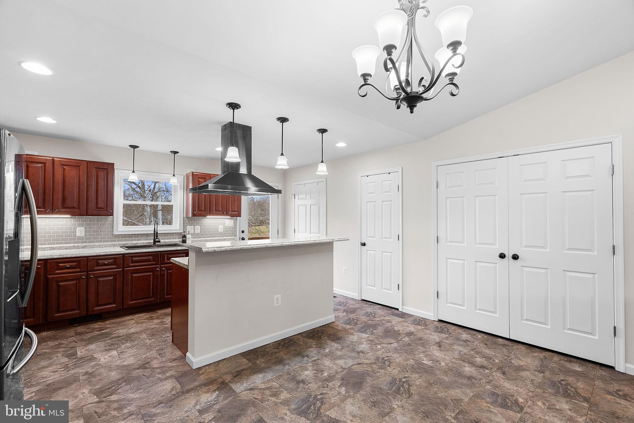 15061 Black Hill Road Rd