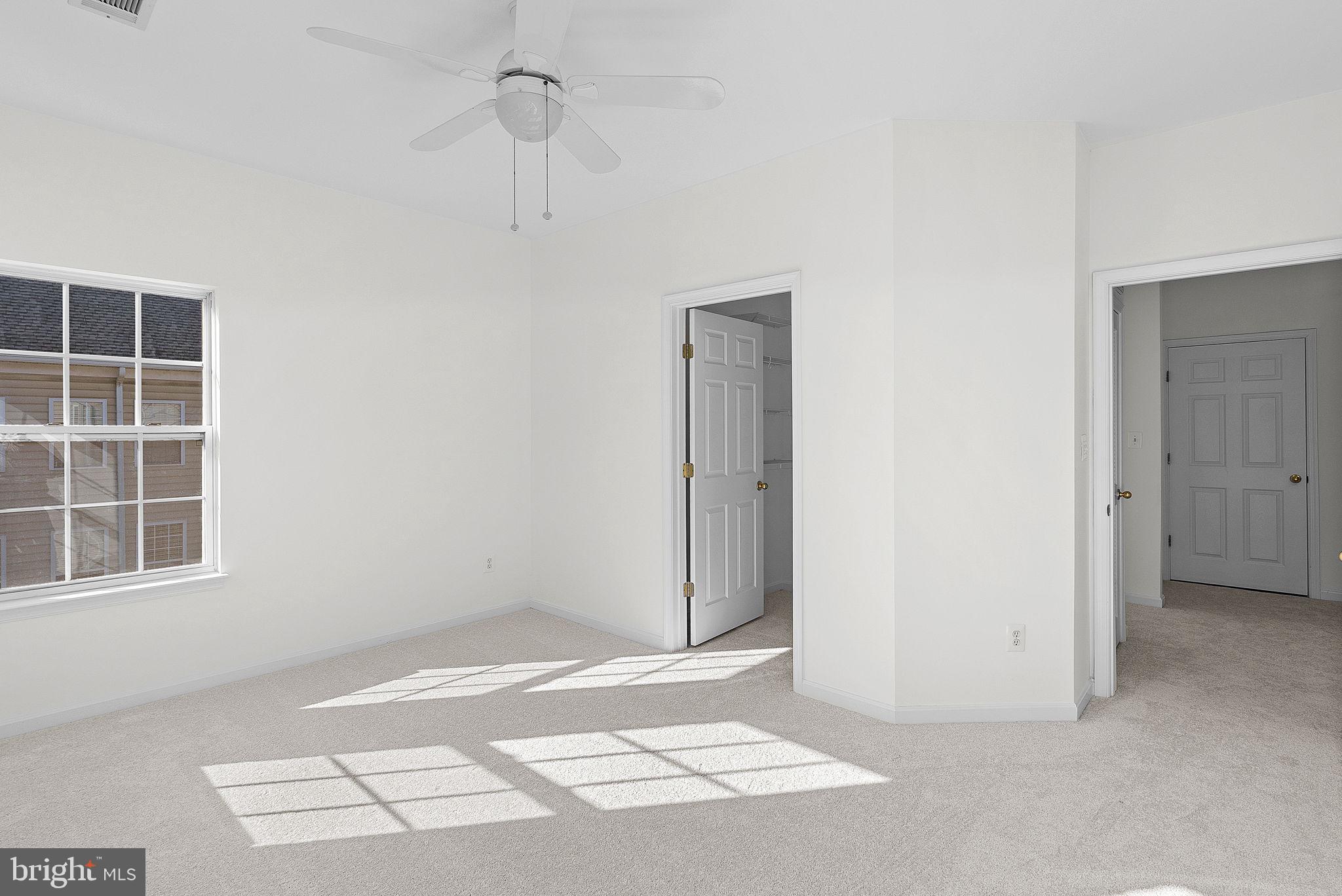 2664 Manhattan Pl #301