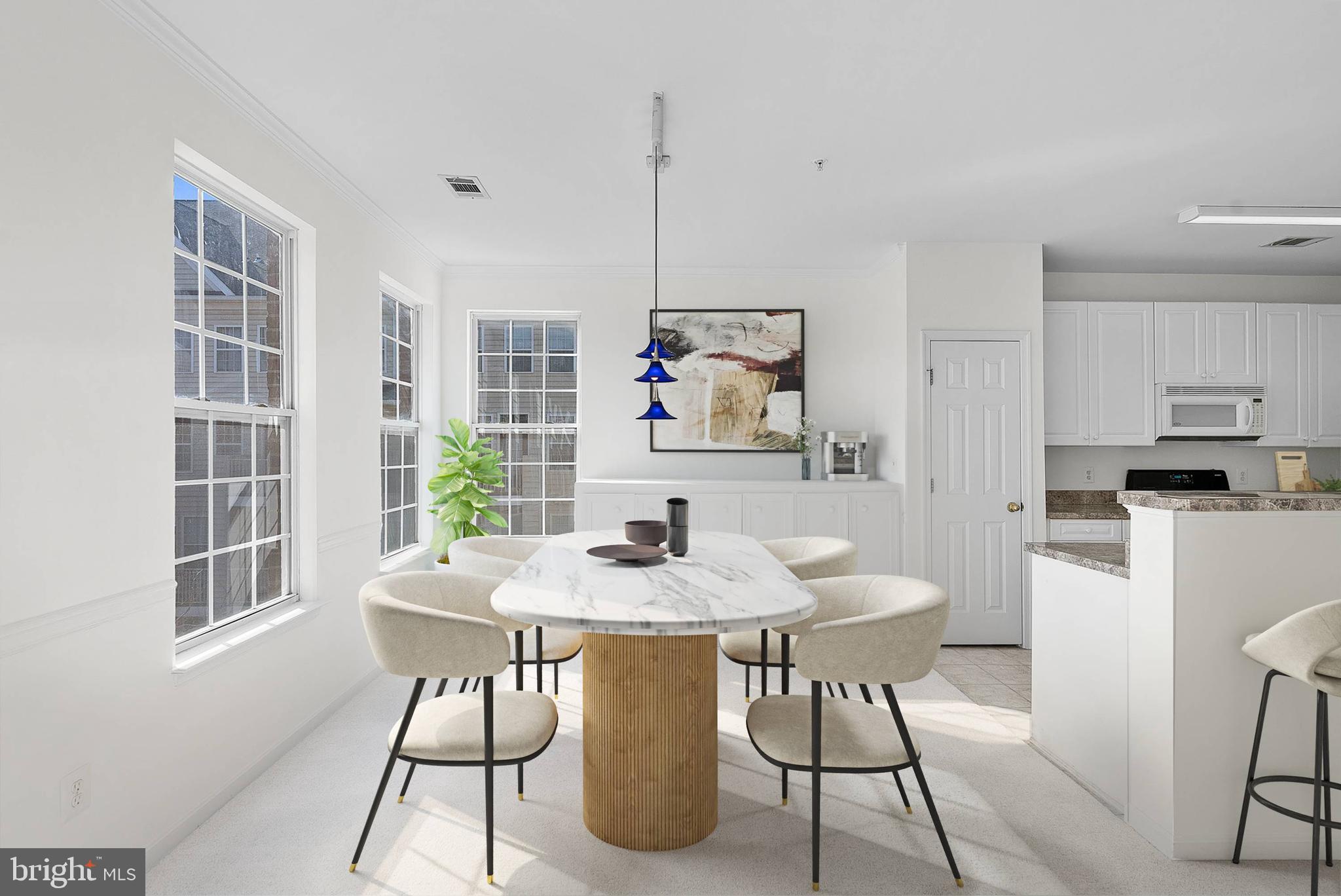 2664 Manhattan Pl #301