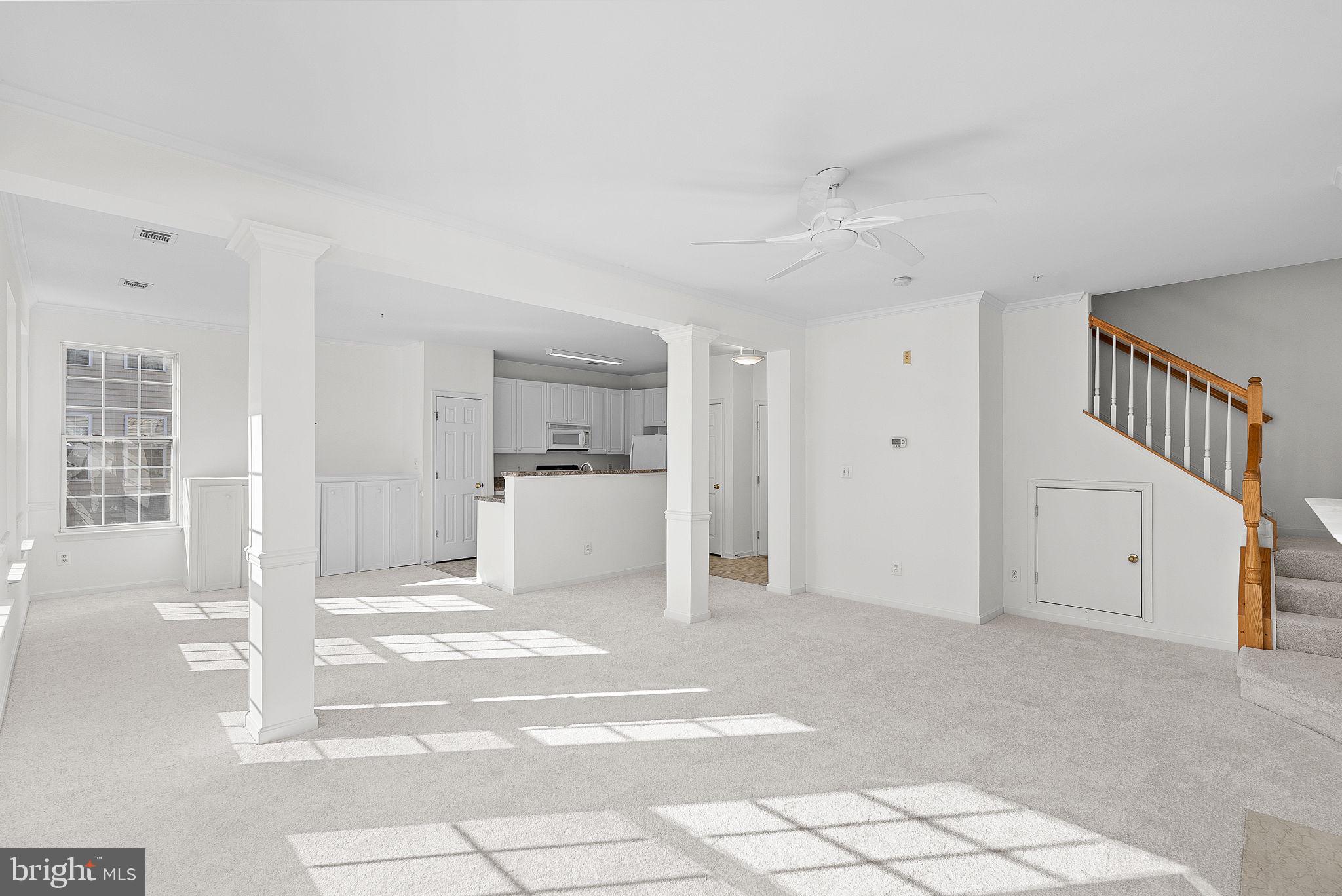 2664 Manhattan Pl #301