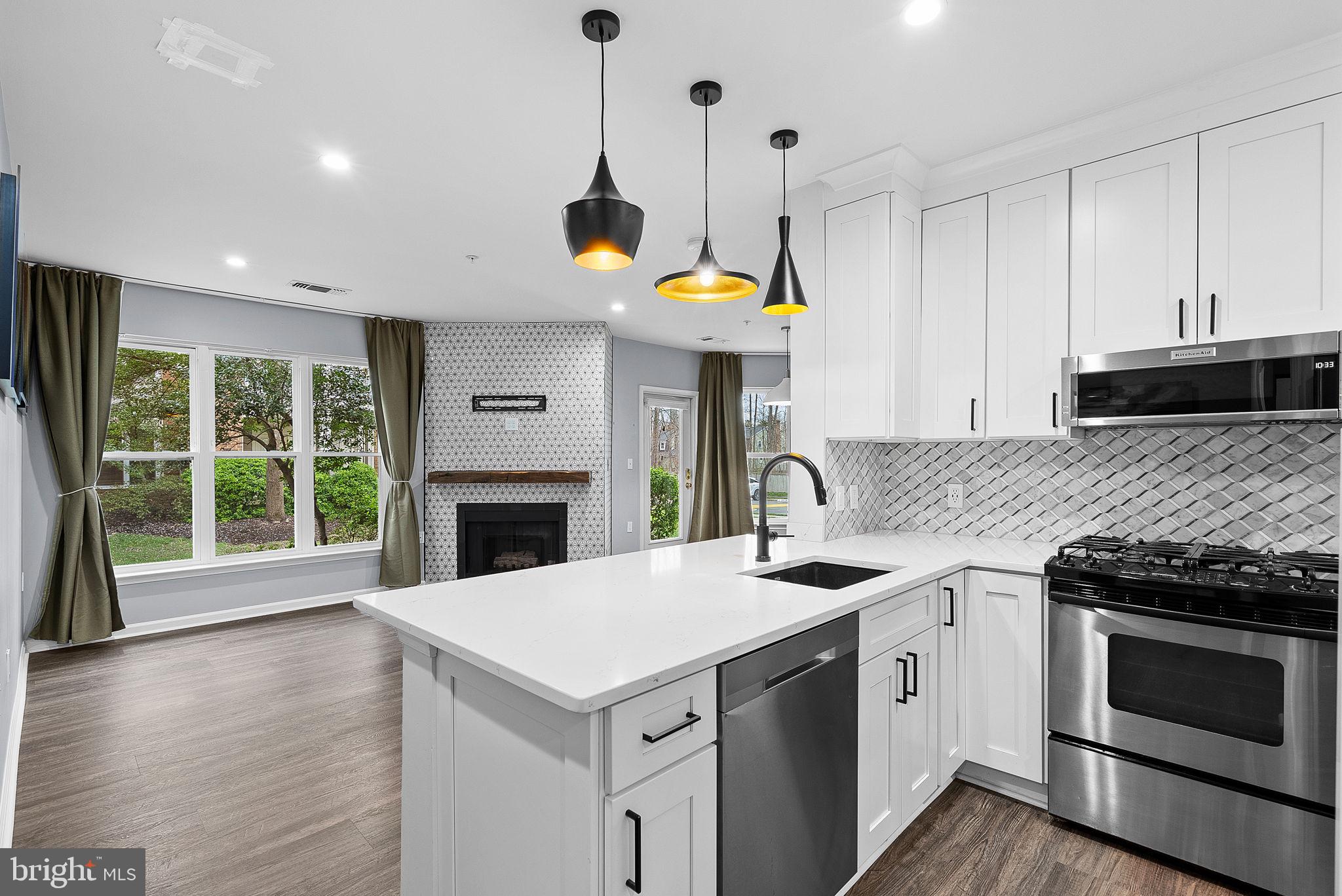 12915 Alton Sq #107