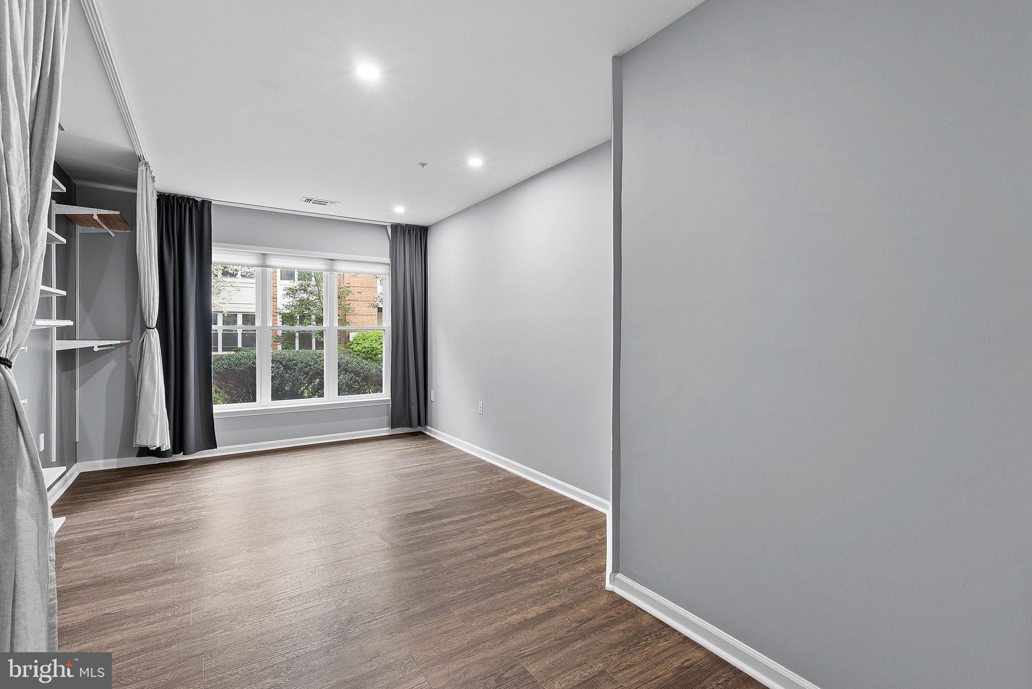12915 Alton Sq #107
