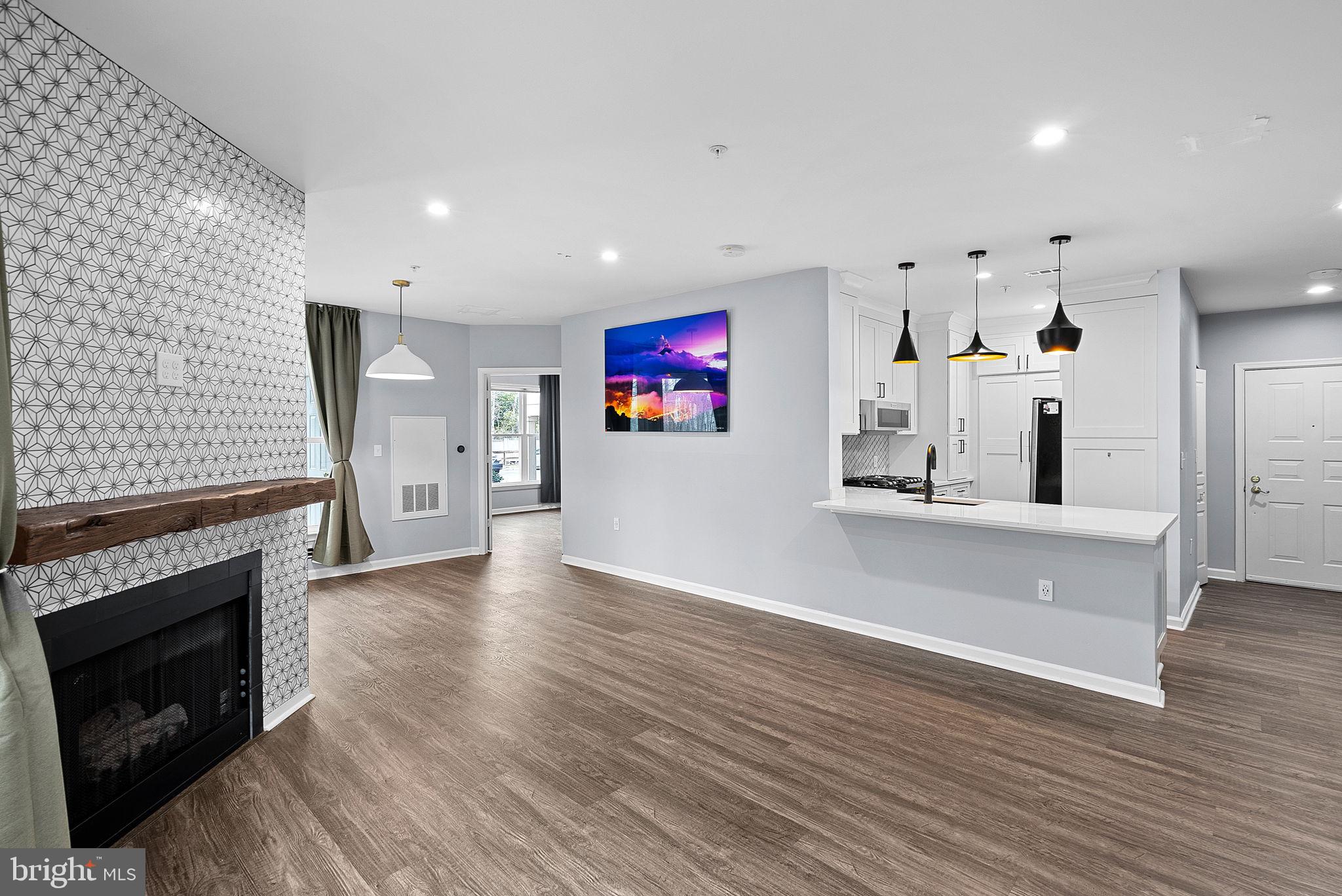 12915 Alton Sq #107