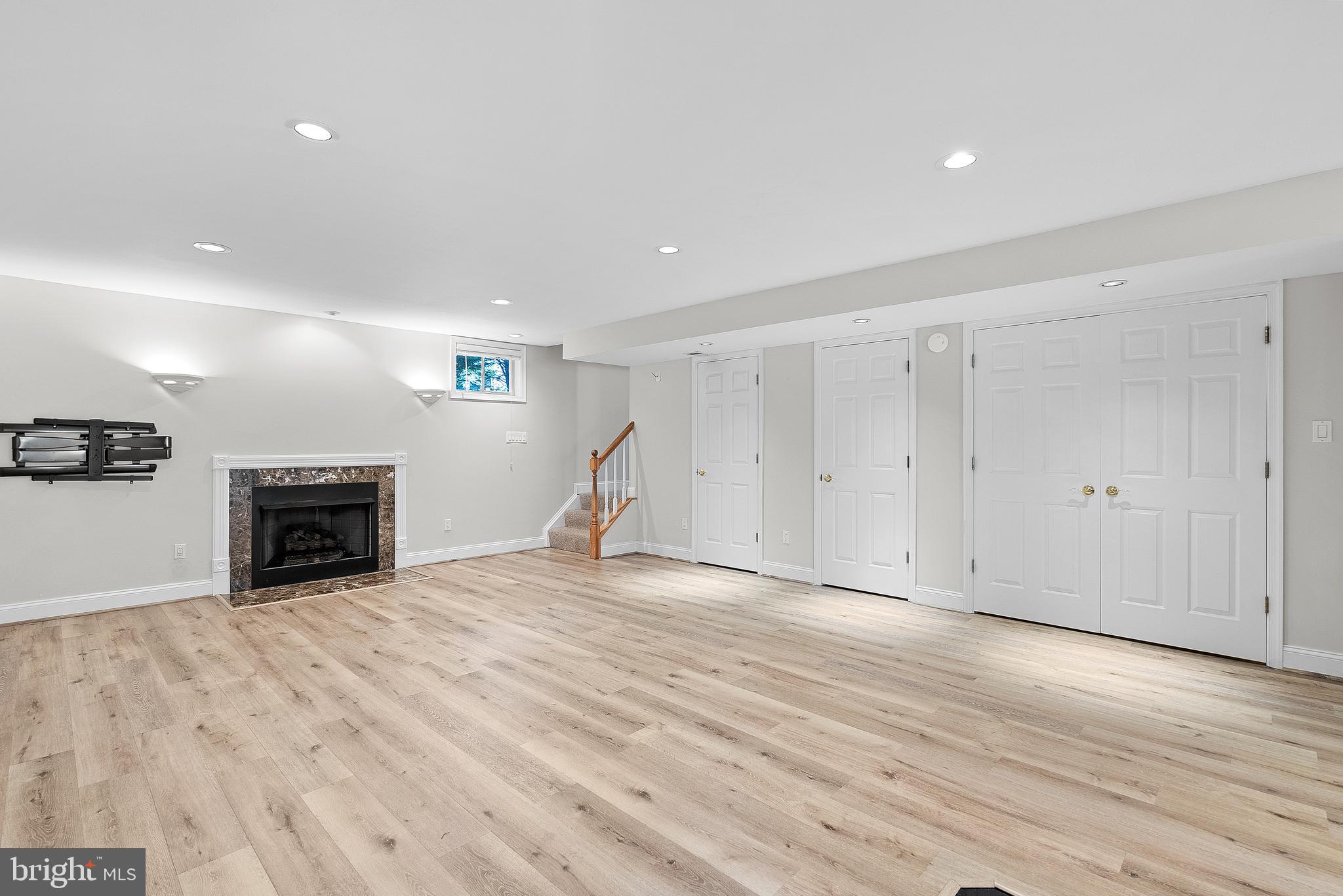 1067 METHVEN CT