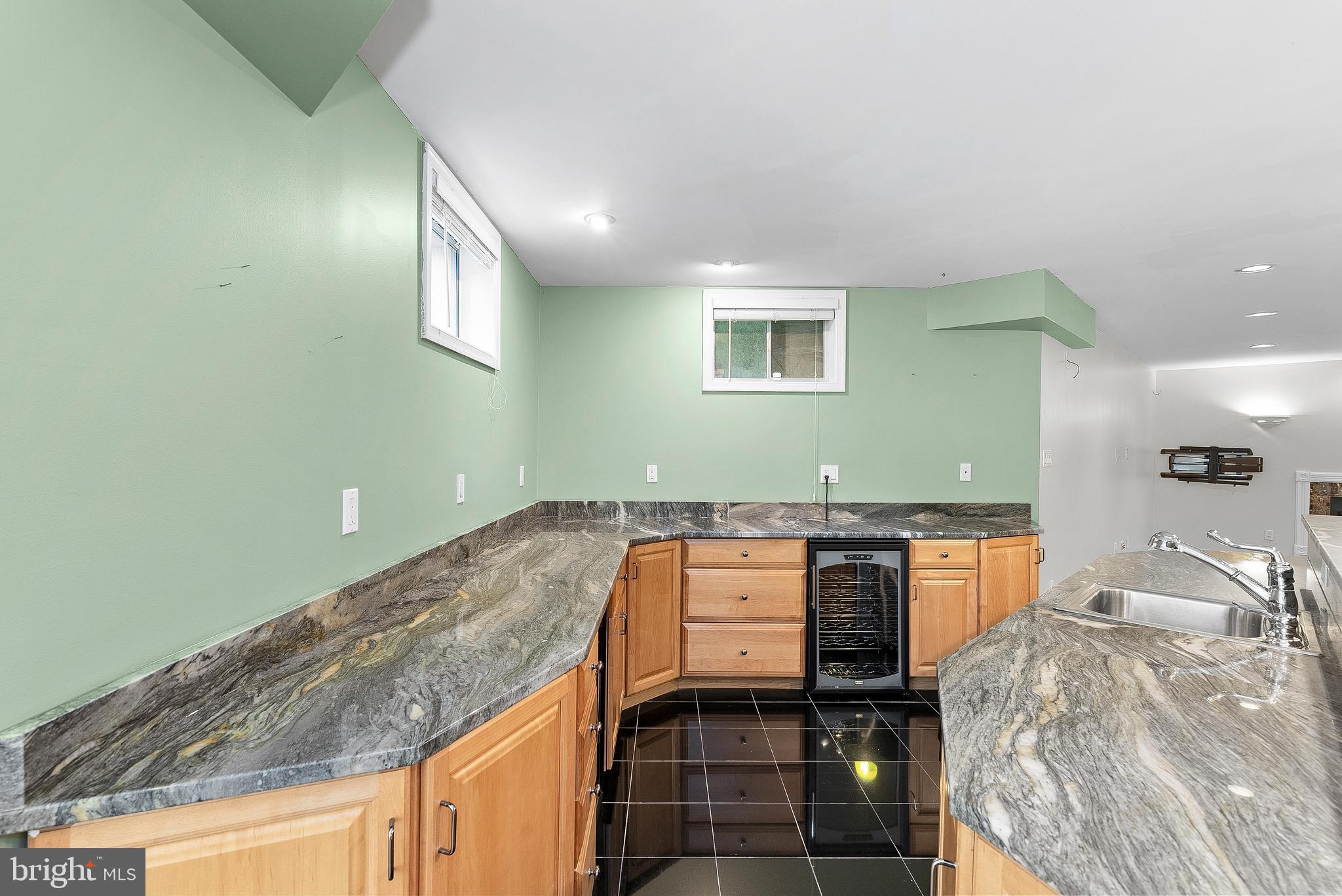 1067 METHVEN CT