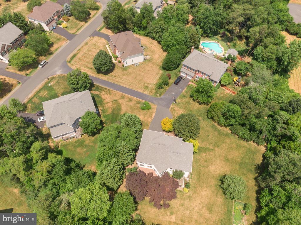 1067 METHVEN CT