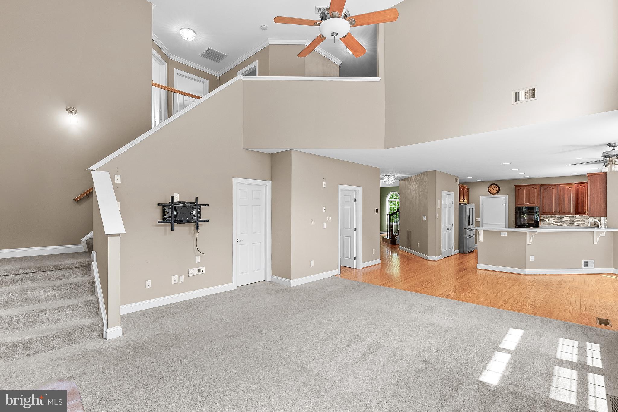 1067 METHVEN CT
