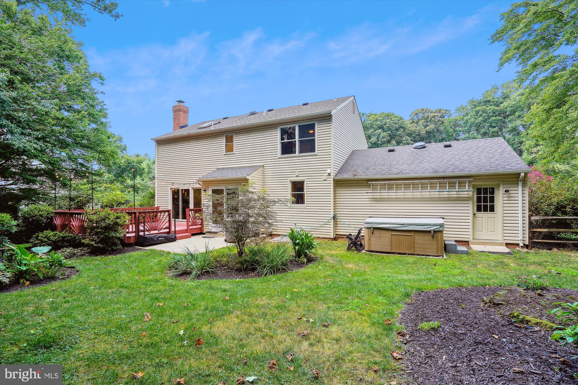 11559 Holly Briar Ln