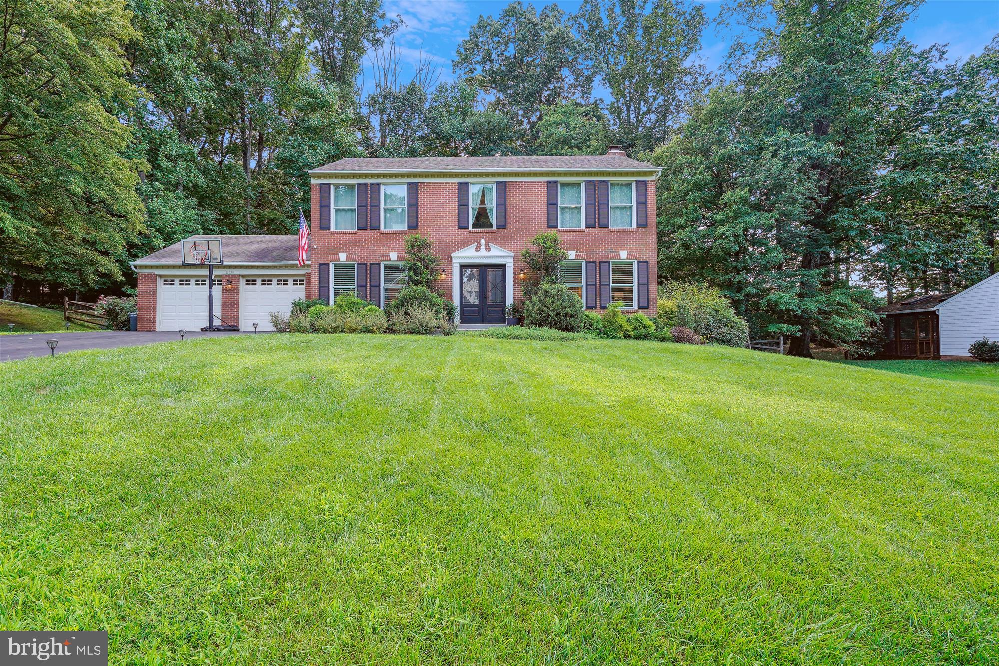11559 Holly Briar Ln