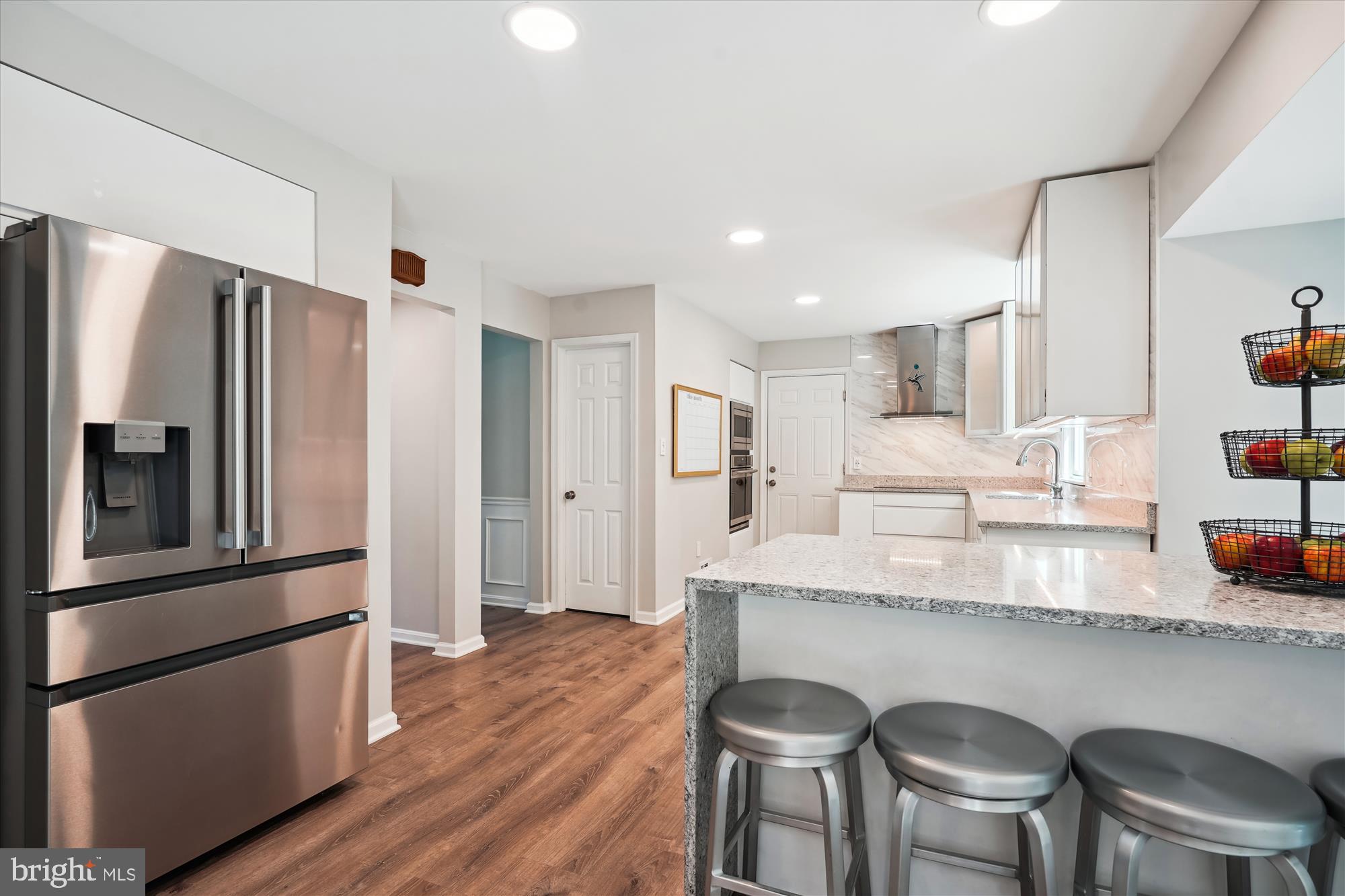 11559 Holly Briar Ln
