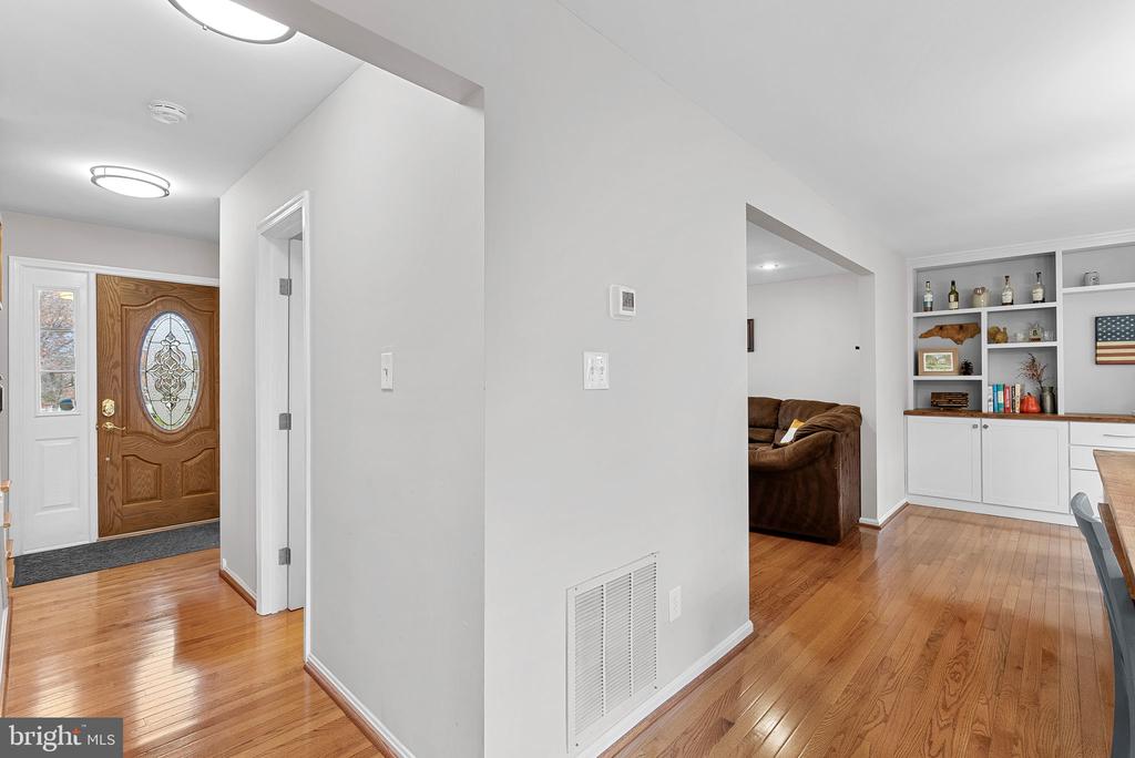 1431 KINGSVALE CIR
