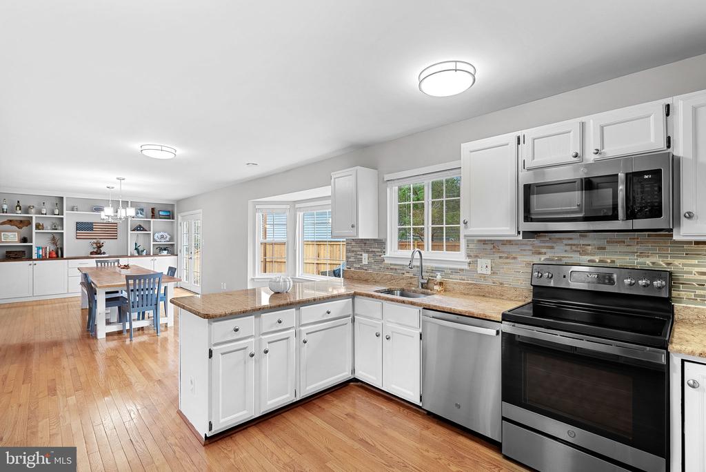 1431 KINGSVALE CIR