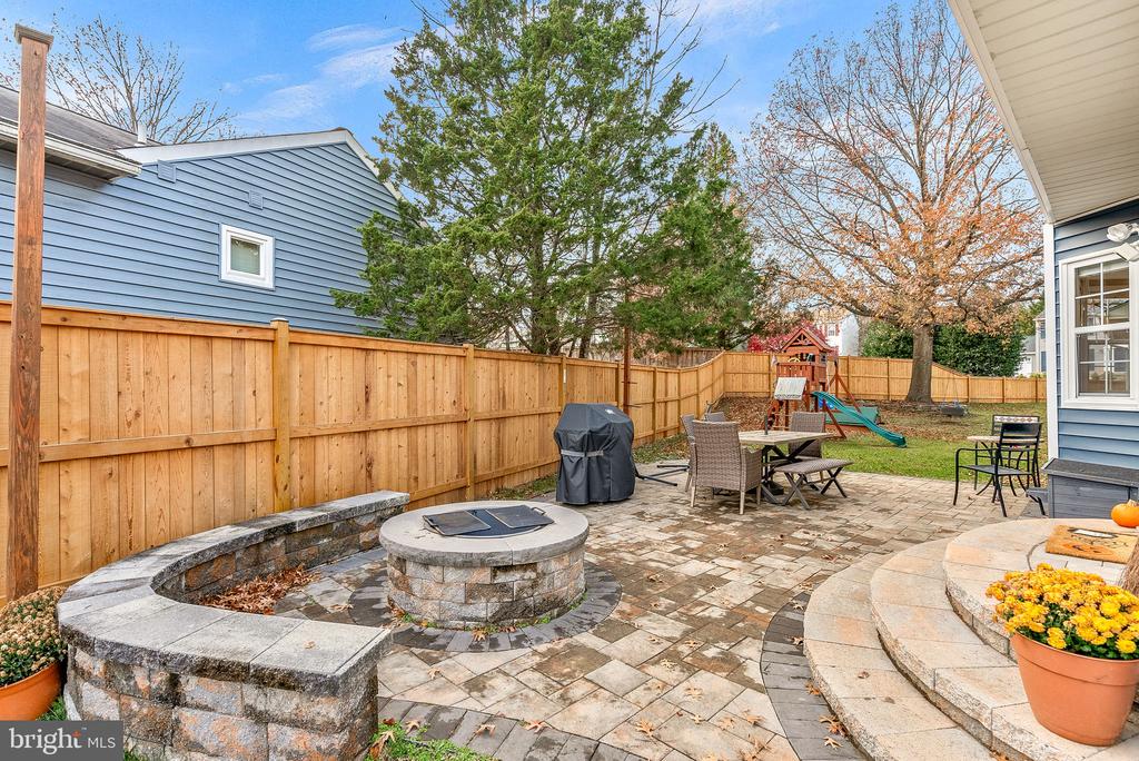 1431 KINGSVALE CIR