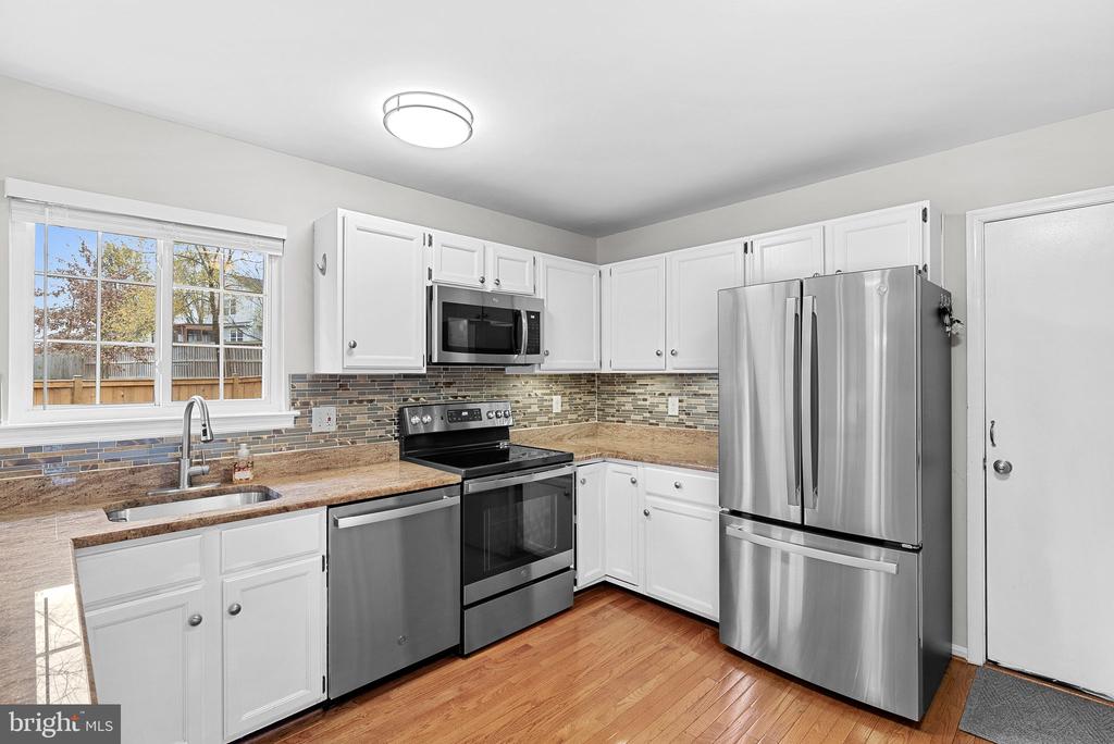 1431 KINGSVALE CIR