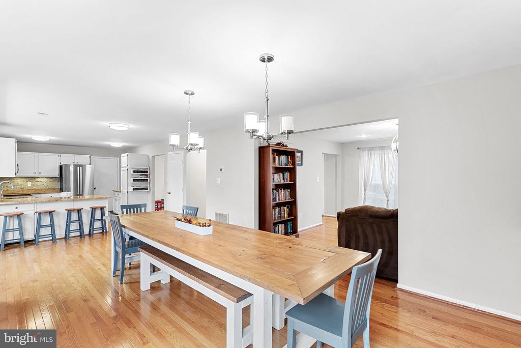 1431 KINGSVALE CIR