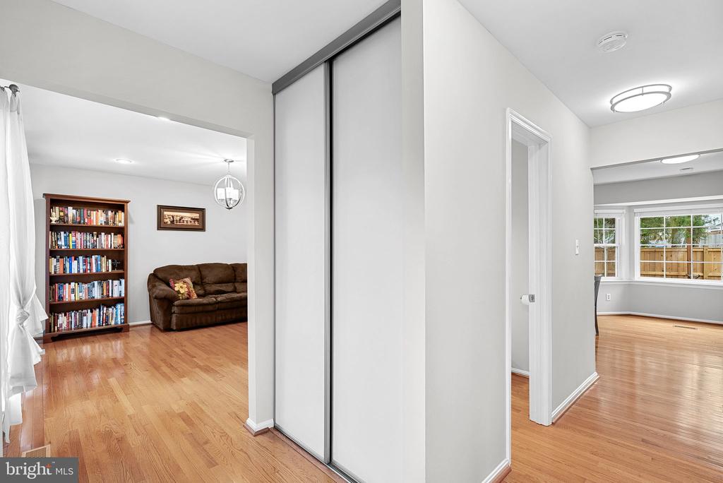 1431 KINGSVALE CIR